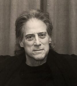Legendary Comedian Richard Lewis, Renowned for his Morose Humor, Passes Away at 76