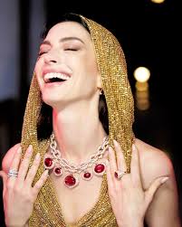 Anne Hathaway
